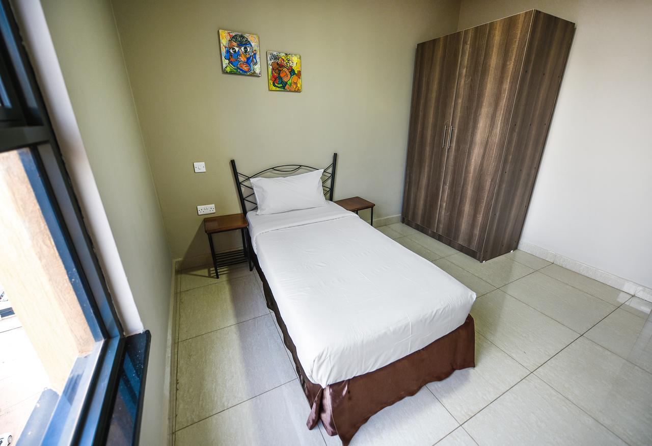 Kampala Boulevard Suites Екстериор снимка